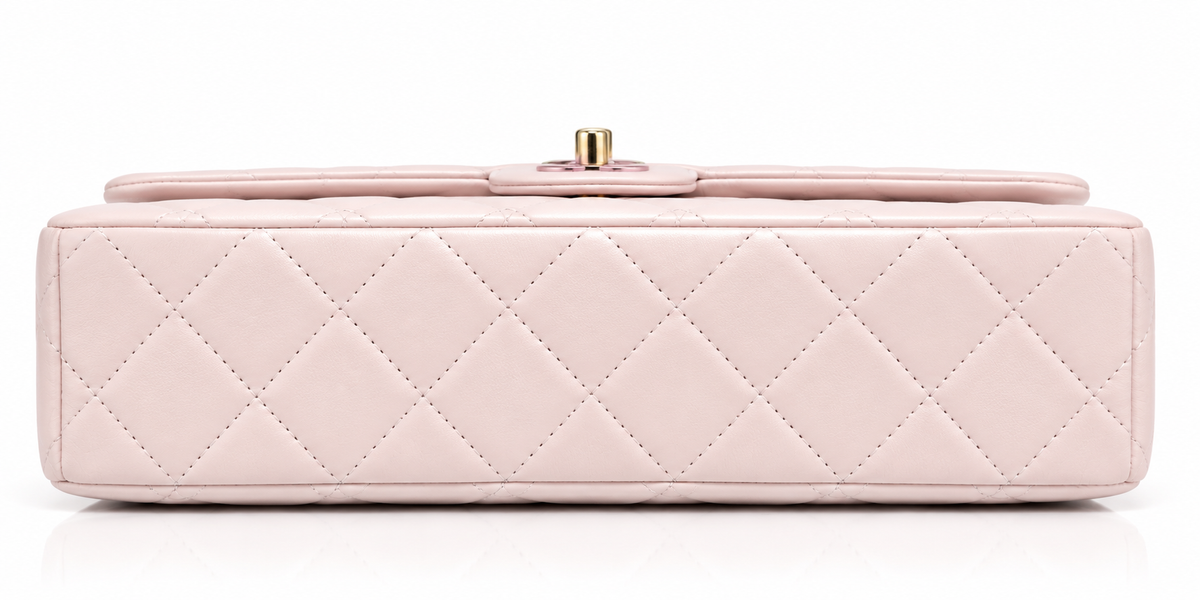 Elegant Light Pink Quilted Shoulder Bag – Gold Chain Detail